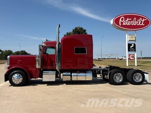 Peterbilt 389 وحدات الجر