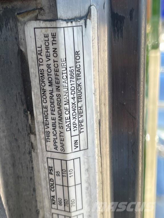 Peterbilt 389 وحدات الجر