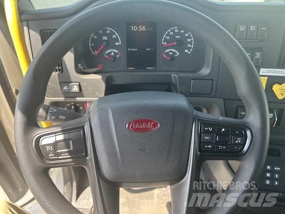 Peterbilt 536 أخرى