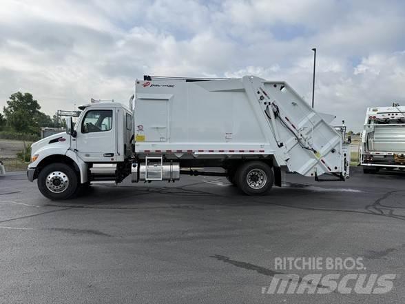 Peterbilt 537 شاحنات المخلفات