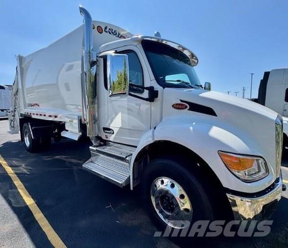 Peterbilt 537 شاحنات المخلفات