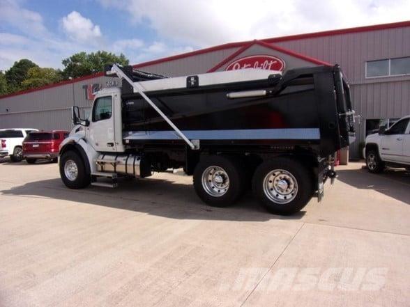 Peterbilt 548 شاحنات قلابة