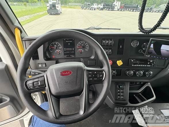 Peterbilt 548 شاحنات قلابة