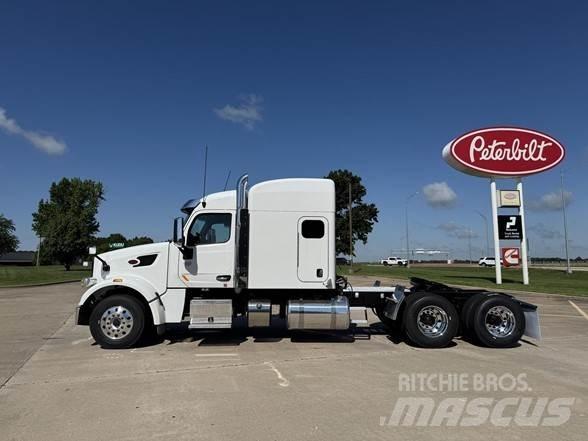 Peterbilt 567 وحدات الجر