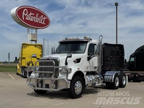Peterbilt 567 وحدات الجر