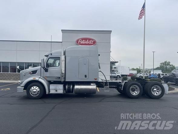 Peterbilt 567 وحدات الجر