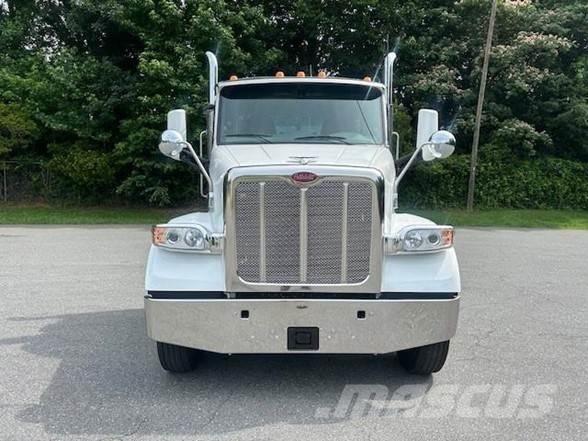 Peterbilt 567 وحدات الجر