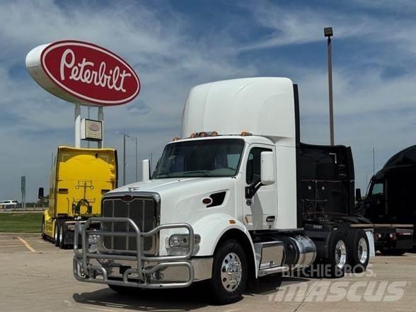Peterbilt 567 وحدات الجر