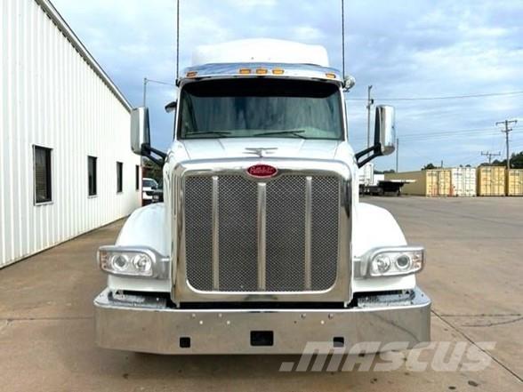 Peterbilt 567 وحدات الجر