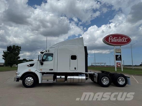 Peterbilt 567 وحدات الجر