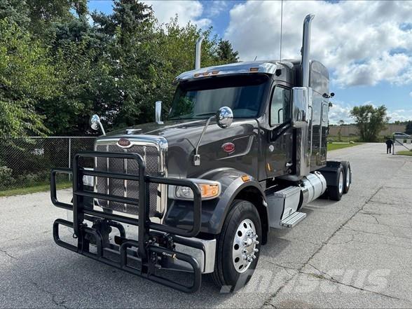 Peterbilt 567 وحدات الجر
