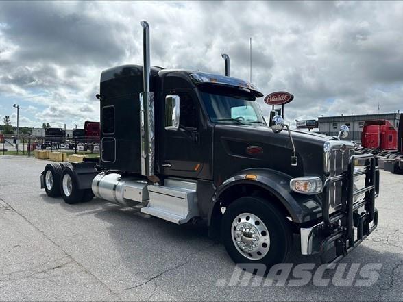 Peterbilt 567 وحدات الجر