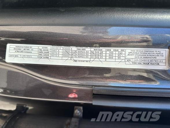 Peterbilt 567 وحدات الجر