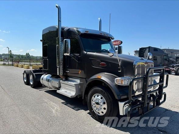 Peterbilt 567 وحدات الجر