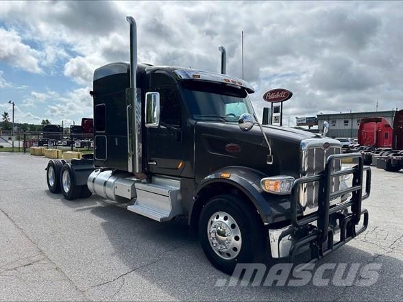 Peterbilt 567 وحدات الجر