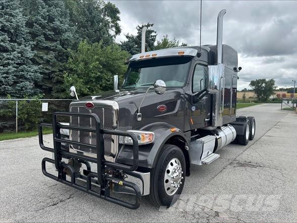 Peterbilt 567 وحدات الجر