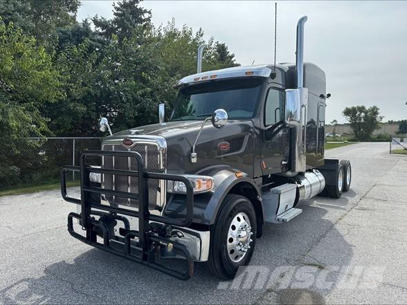 Peterbilt 567 وحدات الجر