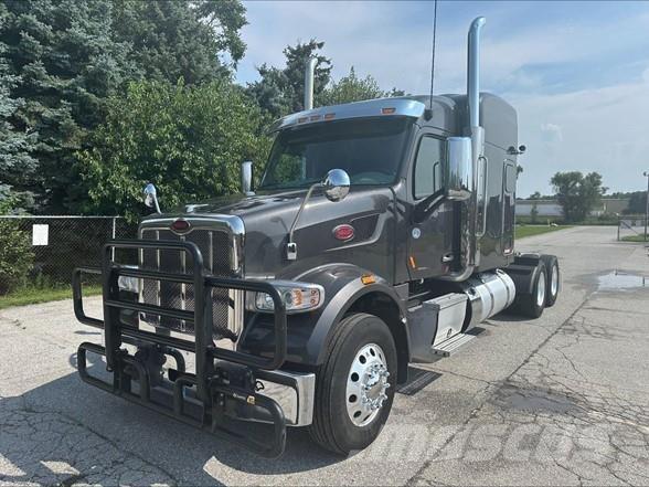Peterbilt 567 وحدات الجر