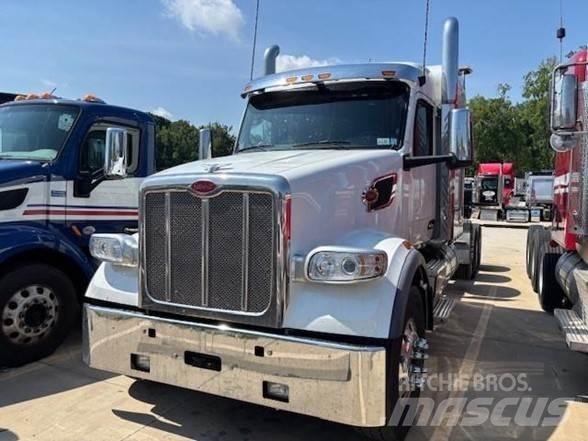 Peterbilt 567 وحدات الجر