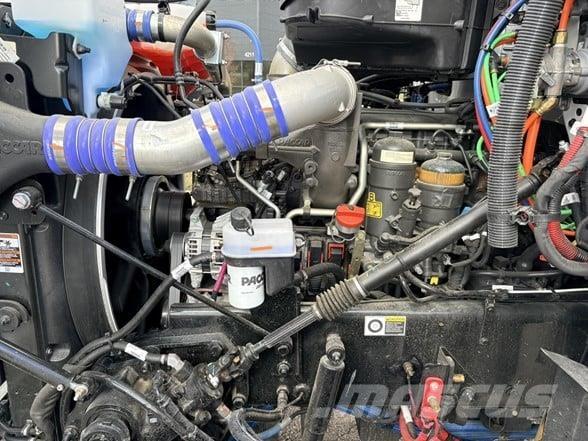 Peterbilt 567 معدات البناء - غير ذلك