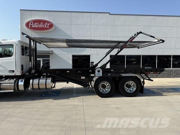 Peterbilt 567 شاحنات بمقصورة وهيكل