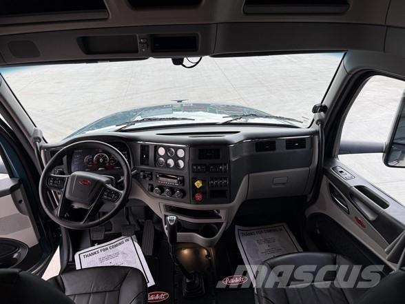 Peterbilt 567 وحدات الجر