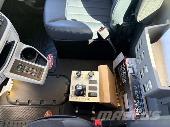 Peterbilt 567 شاحنات قلابة