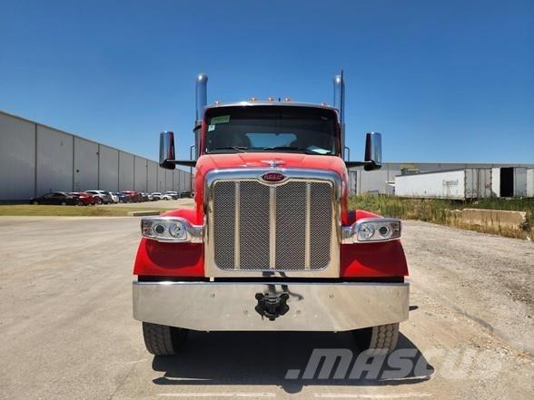 Peterbilt 567 وحدات الجر