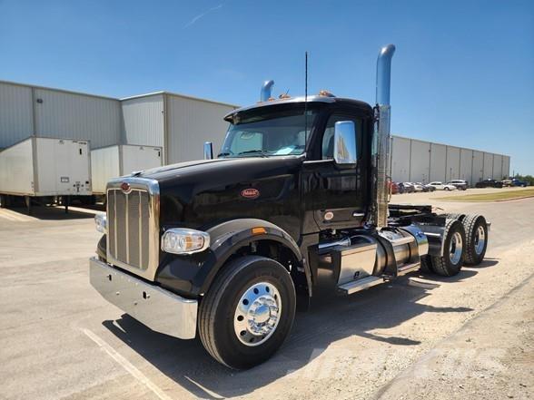 Peterbilt 567 وحدات الجر