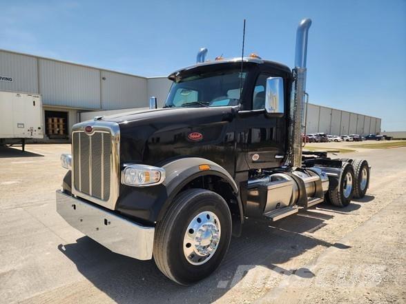 Peterbilt 567 وحدات الجر