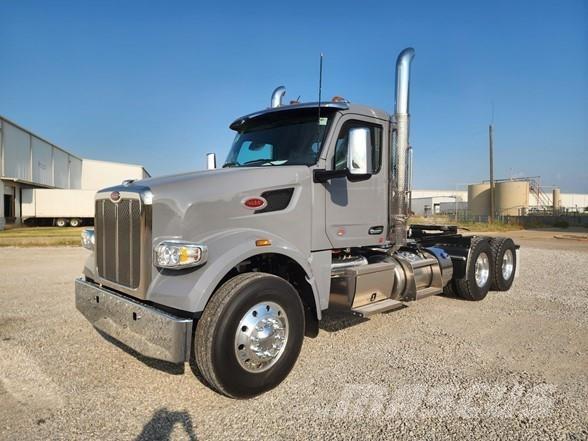 Peterbilt 567 وحدات الجر