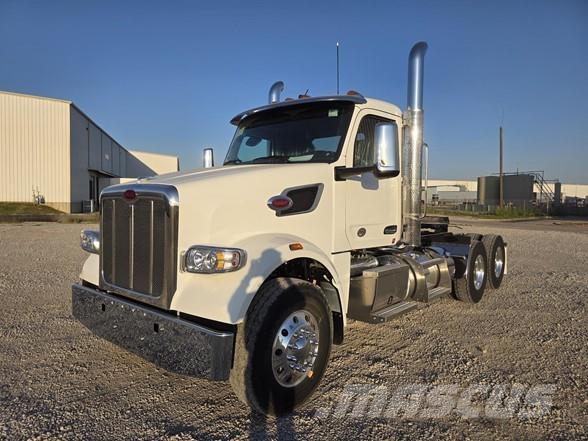 Peterbilt 567 وحدات الجر