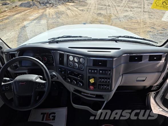 Peterbilt 567 وحدات الجر