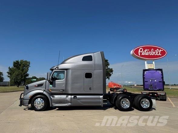 Peterbilt 579 وحدات الجر
