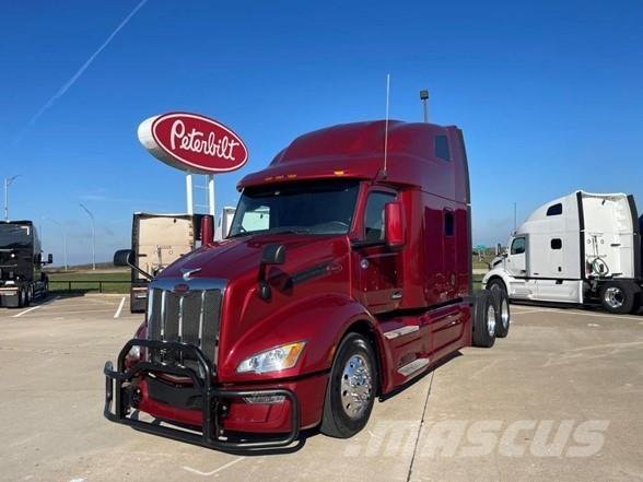 Peterbilt 579 وحدات الجر