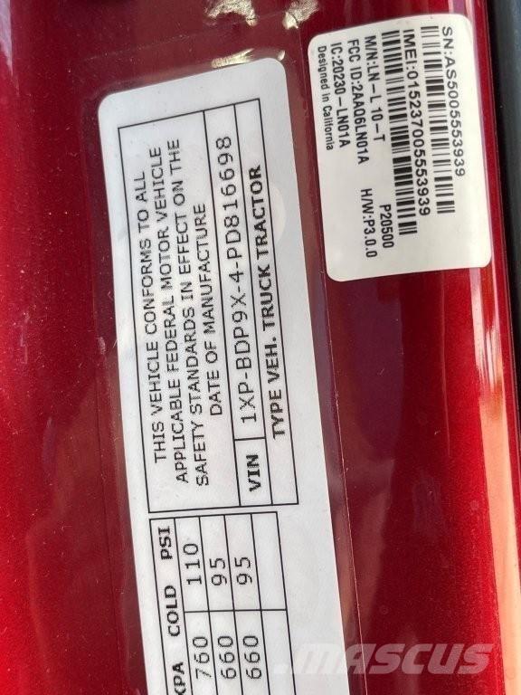 Peterbilt 579 وحدات الجر