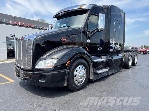 Peterbilt 579 وحدات الجر