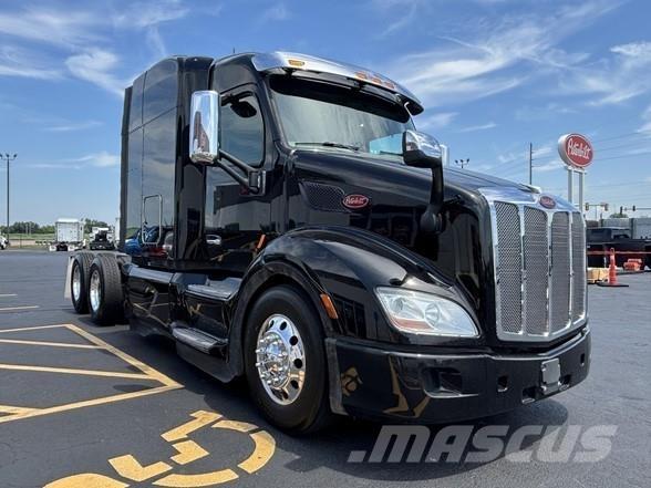 Peterbilt 579 وحدات الجر