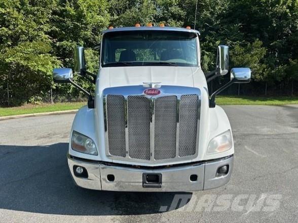 Peterbilt 579 وحدات الجر