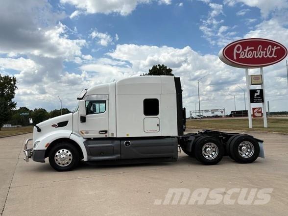 Peterbilt 579 وحدات الجر