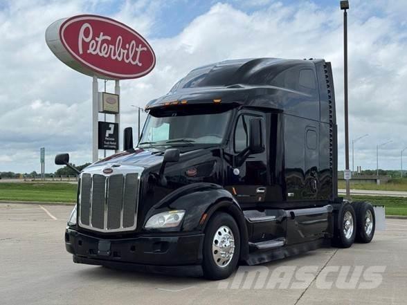 Peterbilt 579 وحدات الجر