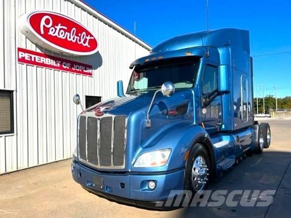 Peterbilt 579 وحدات الجر