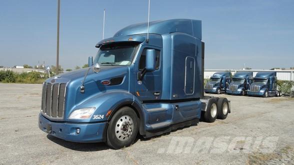 Peterbilt 579 وحدات الجر