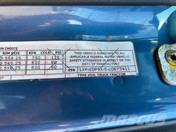 Peterbilt 579 وحدات الجر