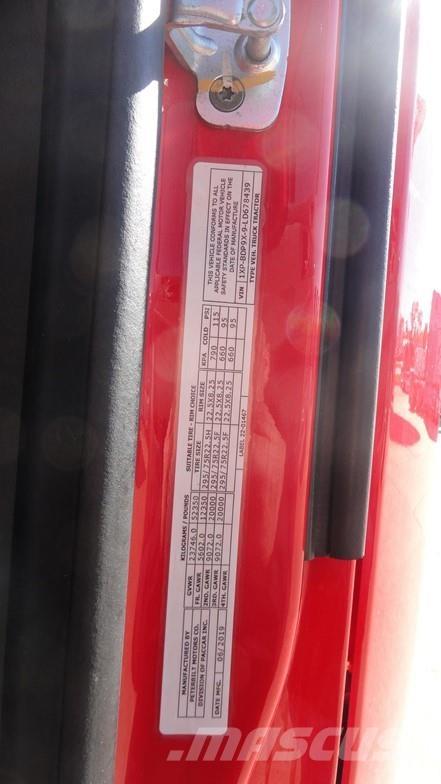 Peterbilt 579 وحدات الجر