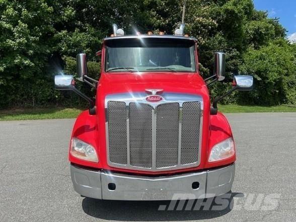Peterbilt 579 وحدات الجر