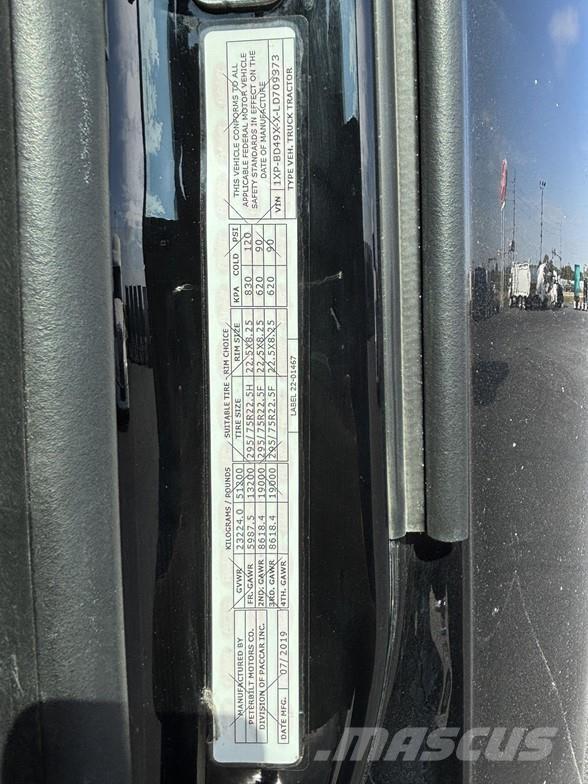 Peterbilt 579 وحدات الجر