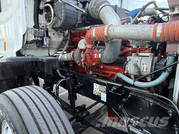 Peterbilt 579 وحدات الجر