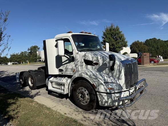 Peterbilt 579 وحدات الجر