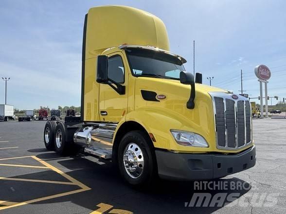 Peterbilt 579 وحدات الجر